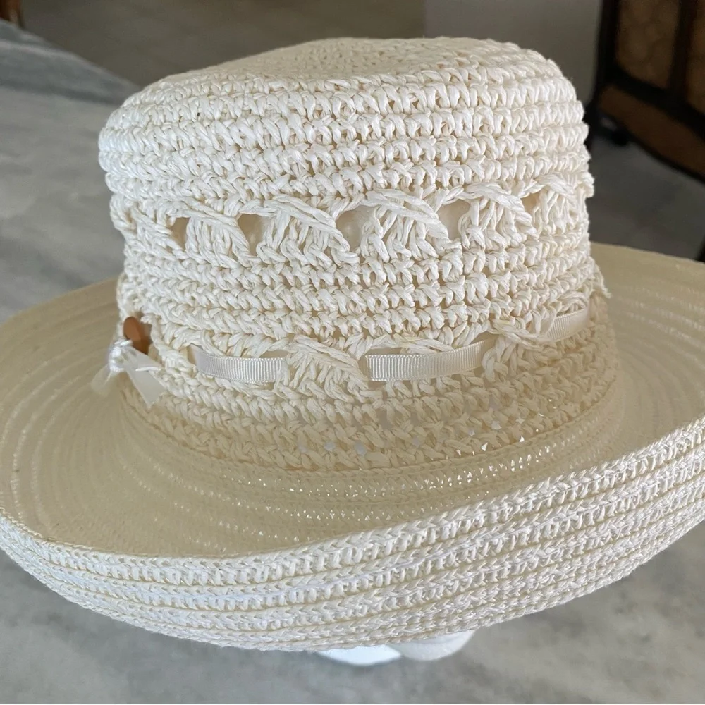 Creamy Winter White Straw Hat Summer Sun Hat Trimmed Ribbon